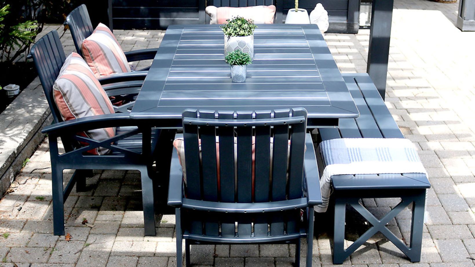 Slate patio 2025 table and chairs