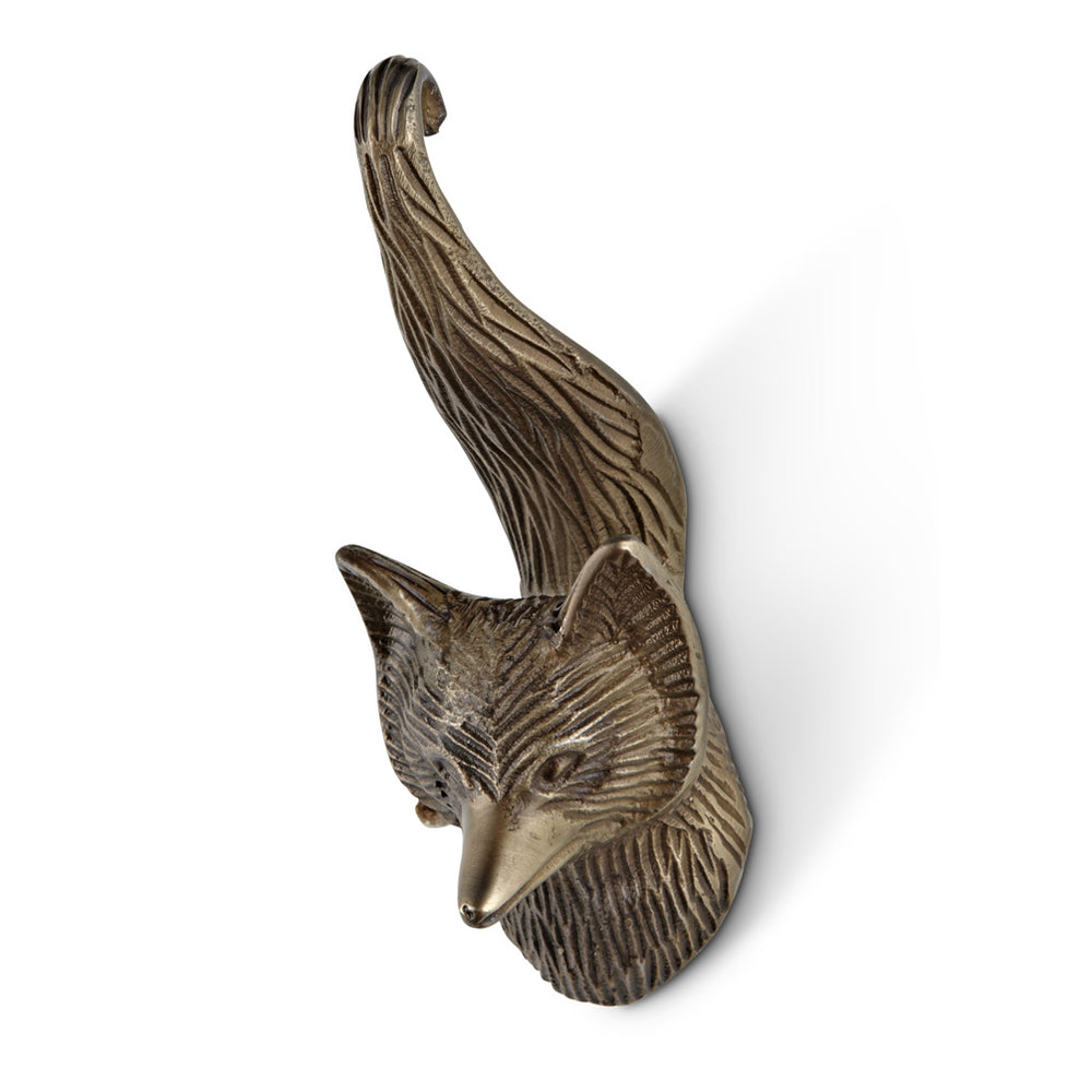 Fox with Tail Hook